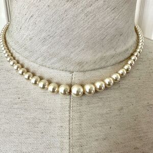 Vintage faux pearl necklace